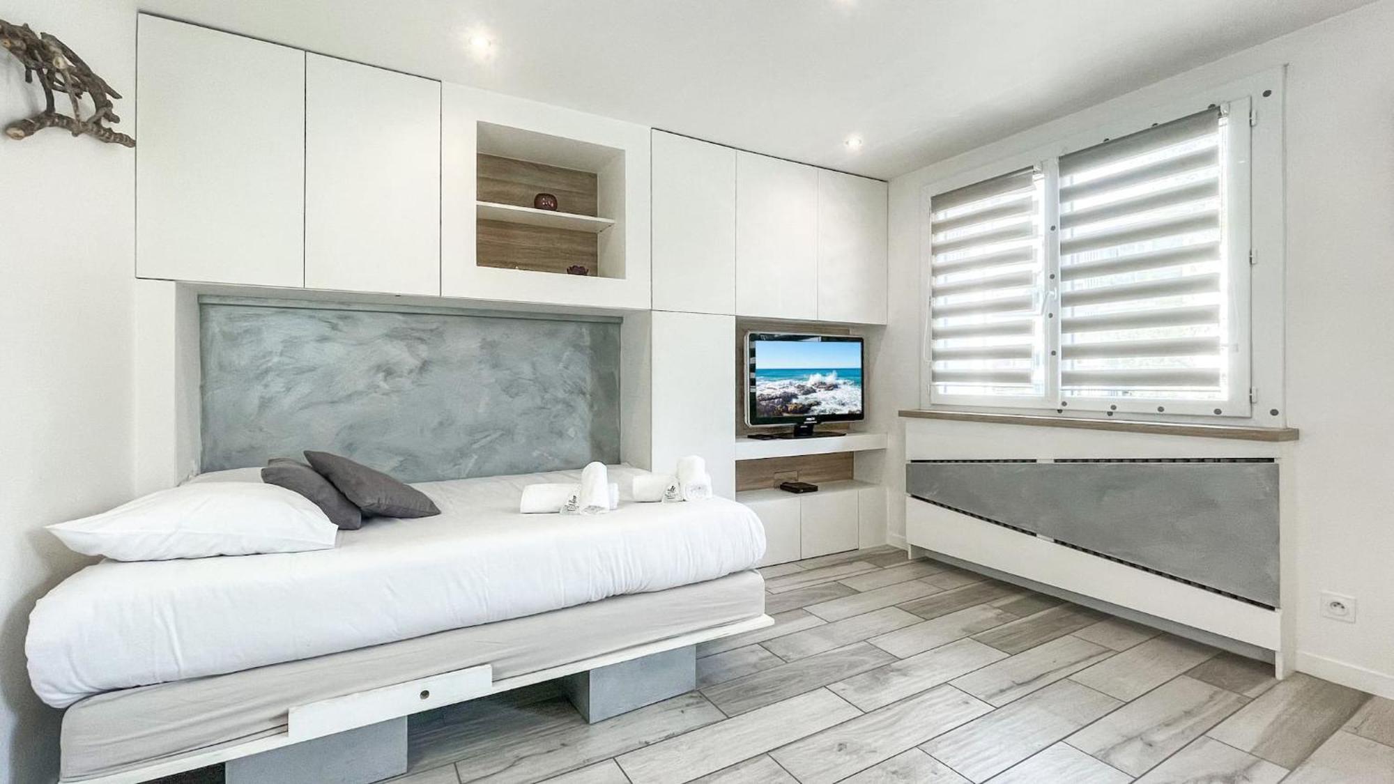 Homey Tidy - New / Proche Centre Annecy / Parking Gratuit / Logement Entierement Equipe מראה חיצוני תמונה