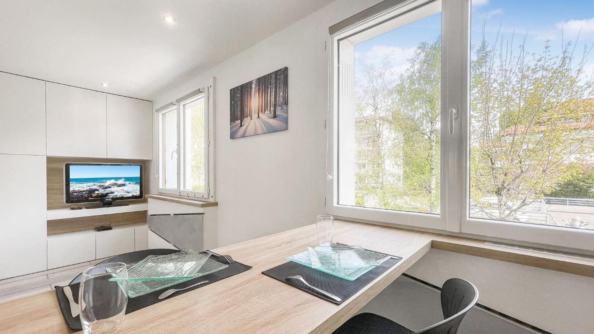 Homey Tidy - New / Proche Centre Annecy / Parking Gratuit / Logement Entierement Equipe מראה חיצוני תמונה